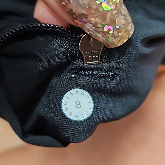 Lululemon On The Move Pant size 8 - Picture 9 of 10